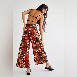 Free People Menocra Cropped Printed Pants Size 2